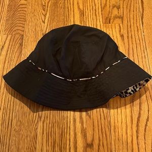 Cheetah print bucket hat